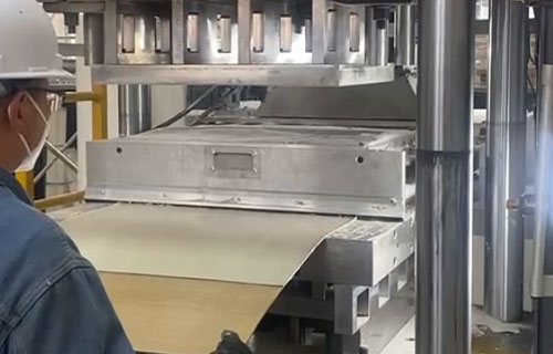 200噸鋰電池隔板成型液壓機(jī)