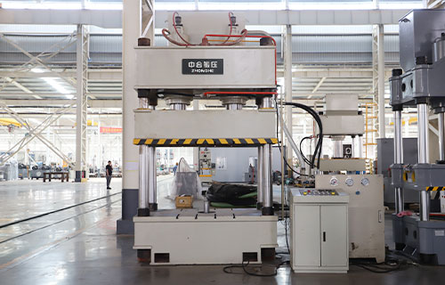 滕州液壓機(jī)廠(chǎng)家哪家好？中合鍛壓20年制造經(jīng)驗(yàn)品質(zhì)保障